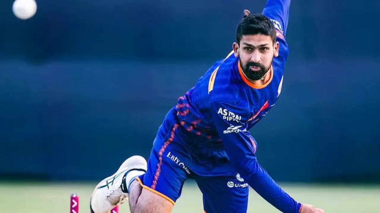 IPL 2026: Raghu Sharma made his IPL debut for Mumbai Indians against Chennai Super Kings 