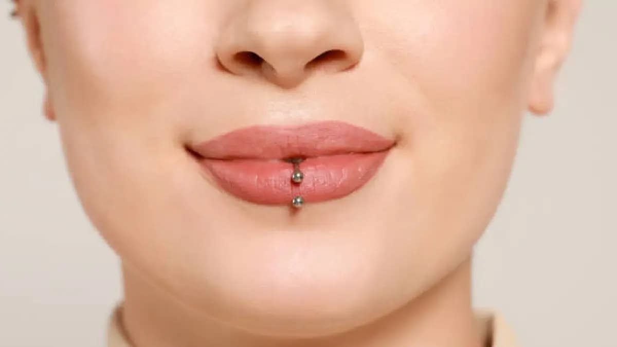 teenage wanted to buy lip studs sells mother’s jewellery worth ₹1.16 crore for just ₹680 gnr 