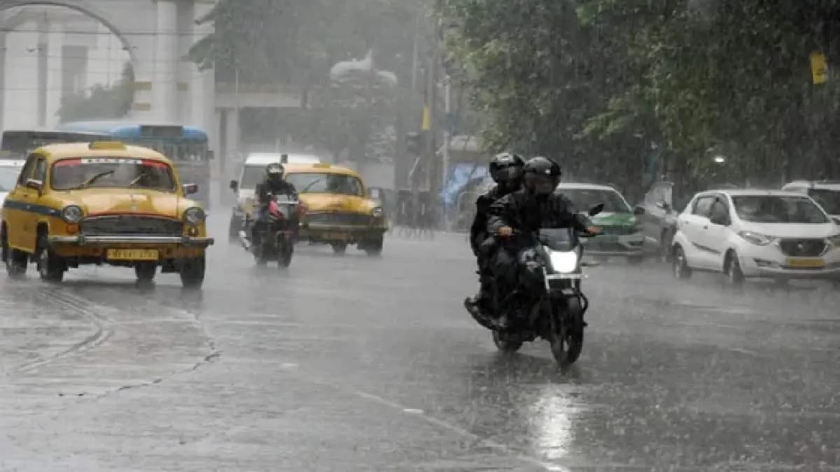 Imd Weather Update Heavy rain all over bengal on Tuesday