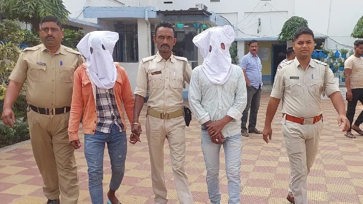 police raids in jharkhand, three arrested gnr 