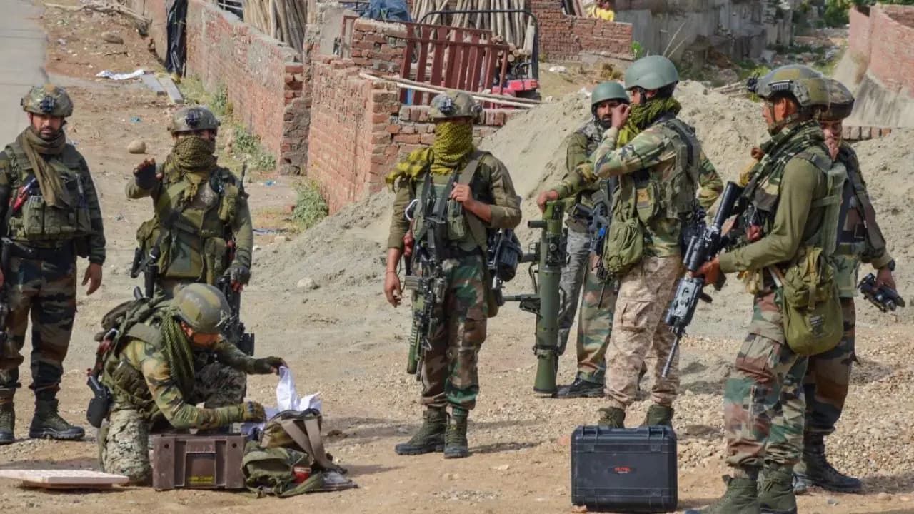IED blast in chattisgarh three security personnel dead