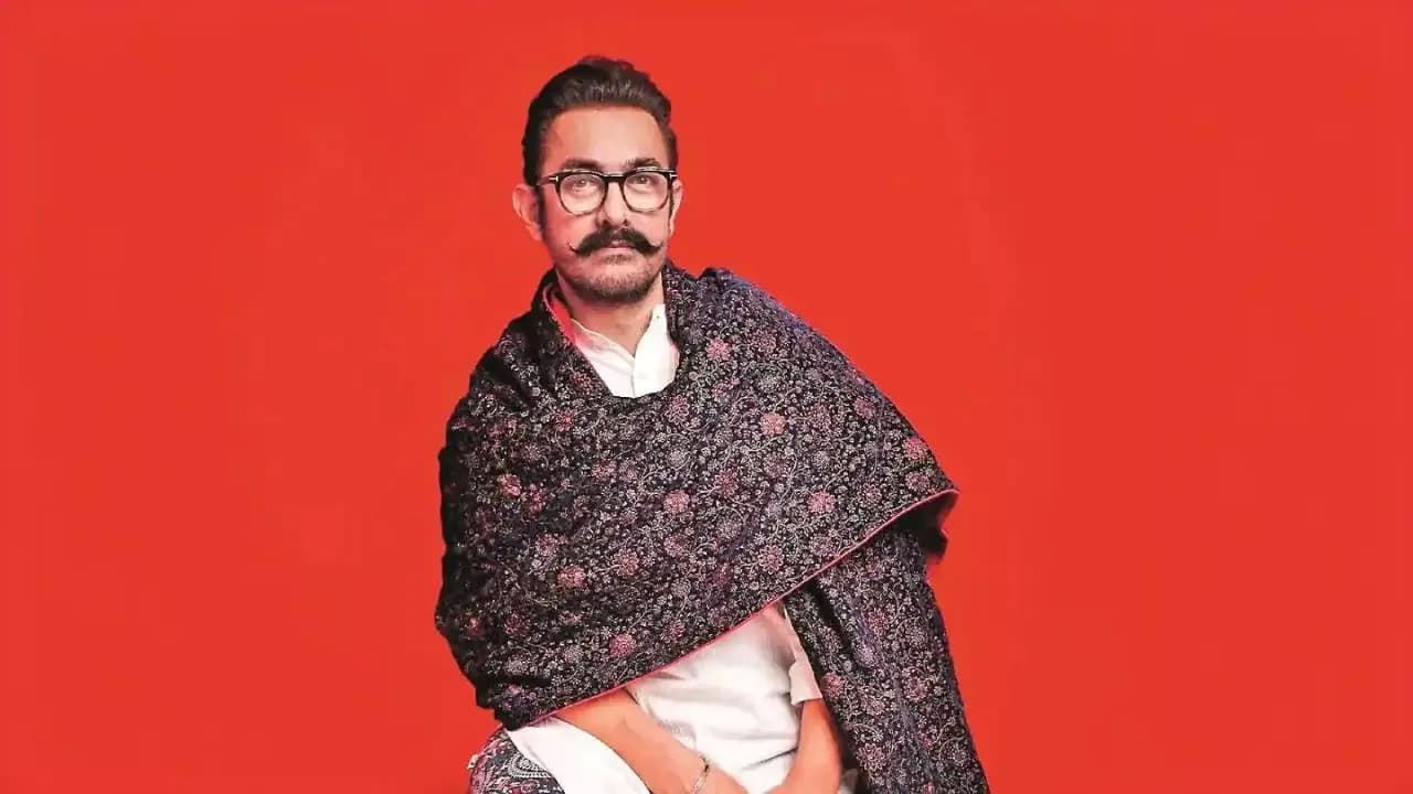 Aamir Khan Lets Fans Meet the Ek Din Cast for Under Rs 100