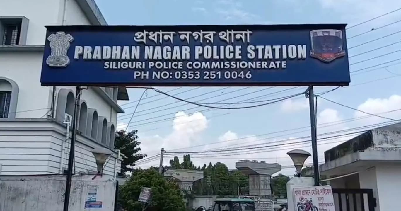 Bengal Election 2026: Goat Stolen from Police Election Vehicle on the Eve of Counting 