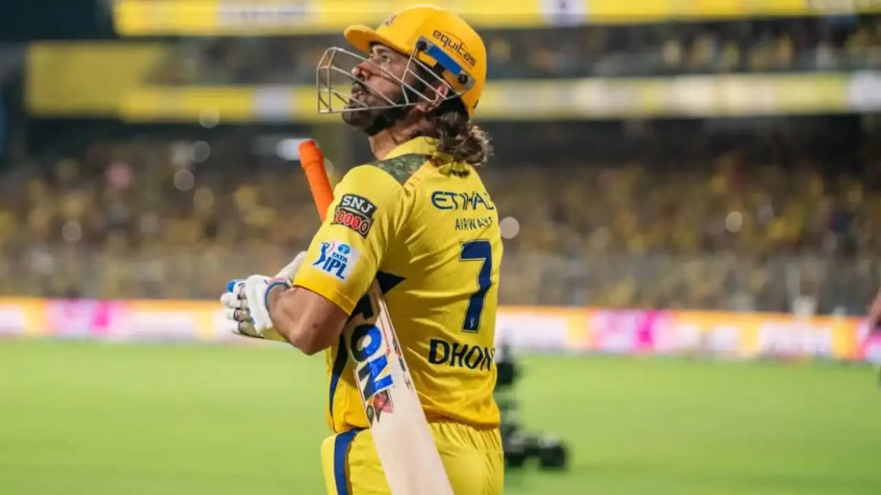 MS Dhonis participation in ipl remains in cloud when rohit sharma will play