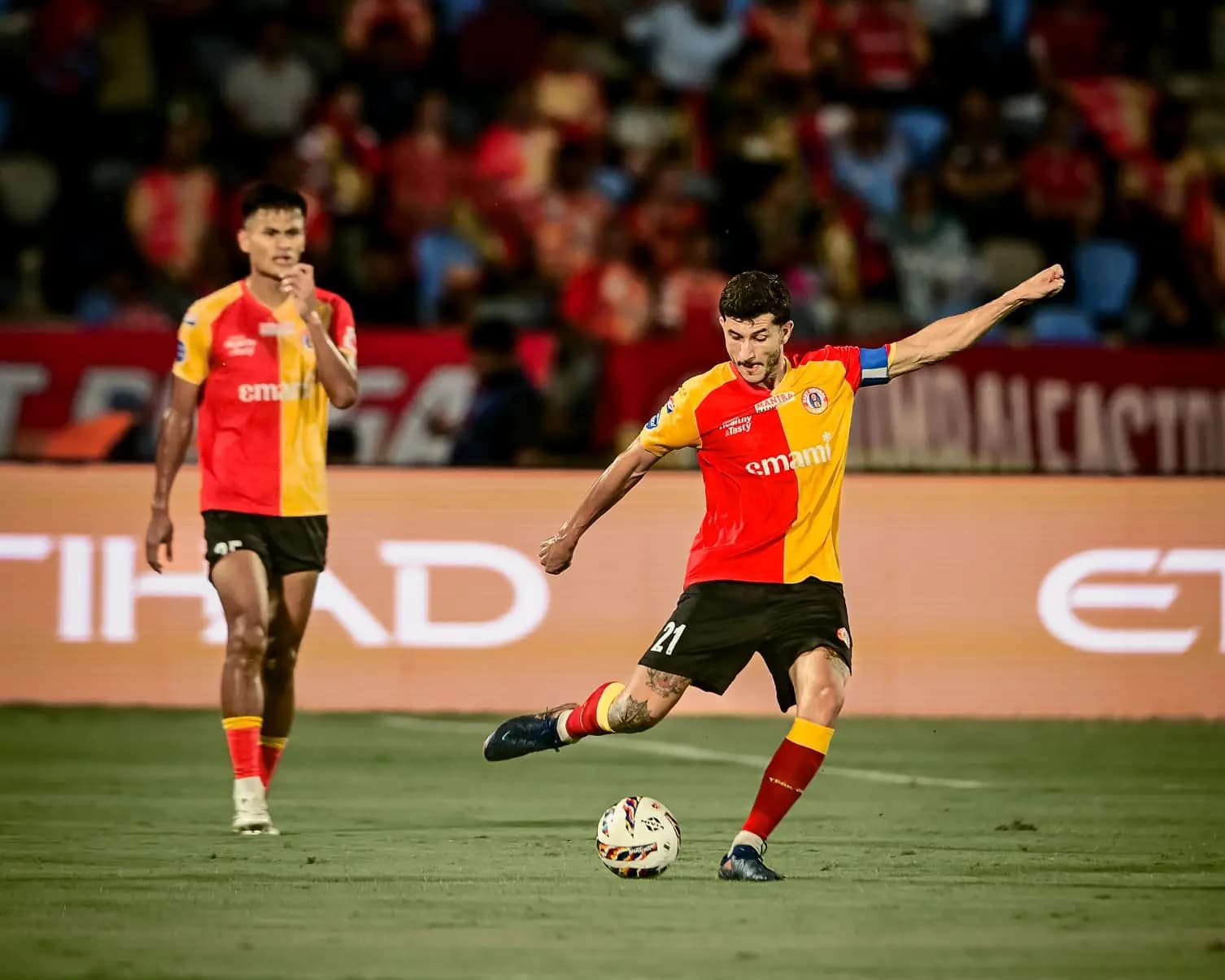 East Bengal beat Mumbai City FC, climbs to first position 