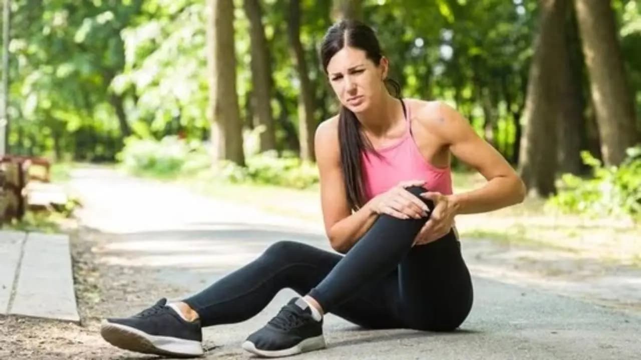 Osteoporosis in Women: Early Warning Signs of Bone Loss and Prevention Tips You Should Know