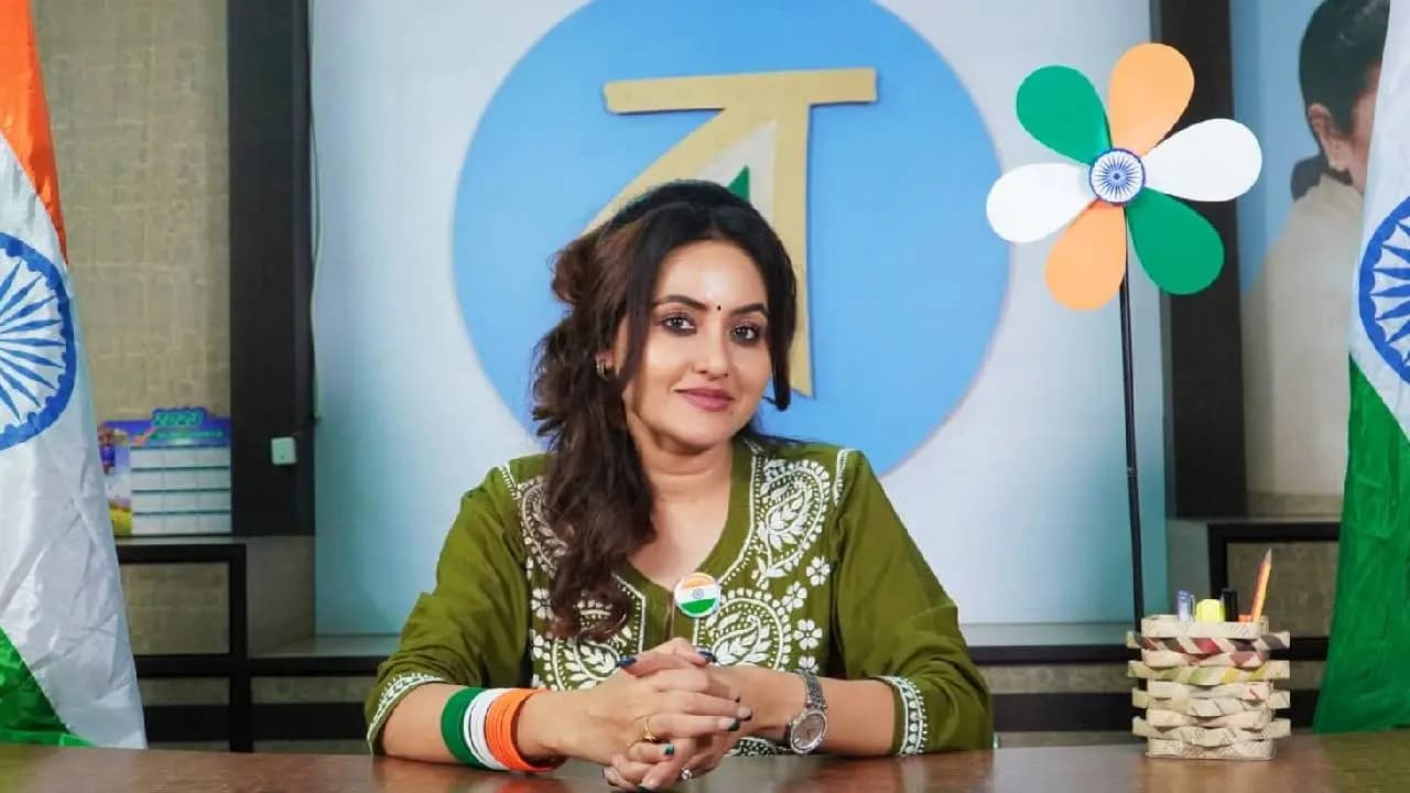 Ananya Banerjee Congratulates BJP: TMC Councilor Calls for Peace and Development in West Bengal