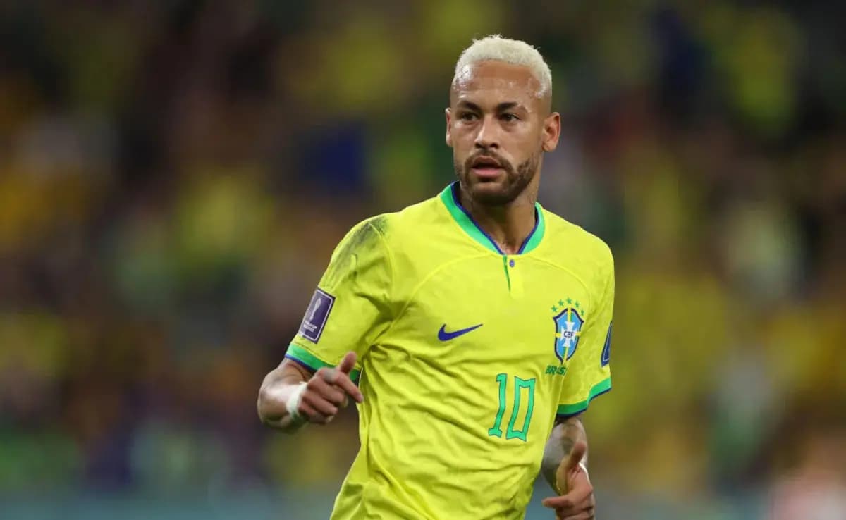 Neymar to accept bench spit to find a place in Brazil's World Cup squad? Claims teammate 