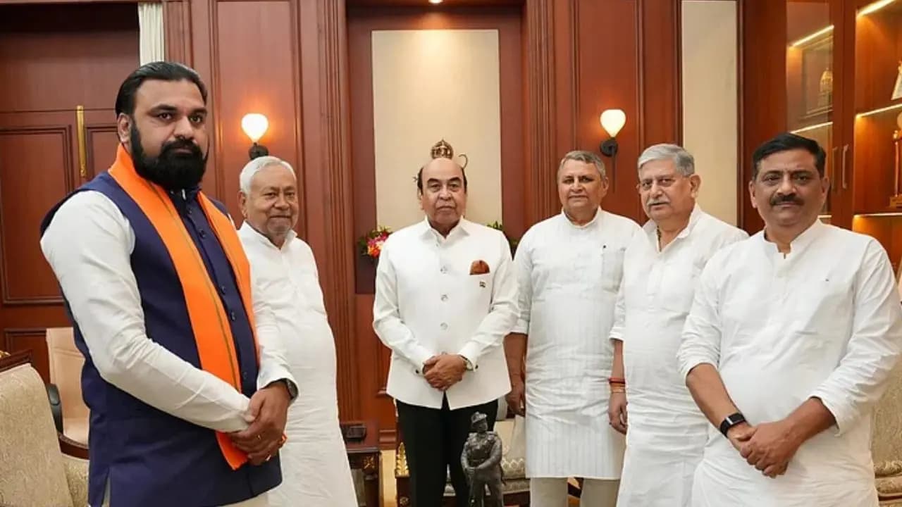 NDA expands Bihar cabinet 32 new ministers inducted