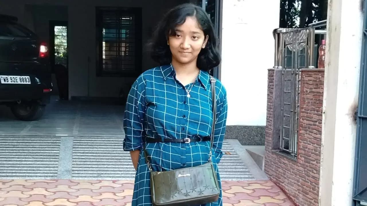 Bedashruti Sinha from Uttar Dinajpur ranks first among girls in West Bengal Madhyamik 2026