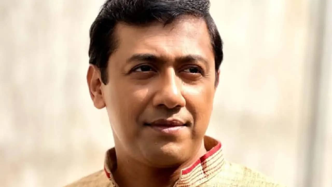 Tollywood actor Subhrajjt Datta lost his father 