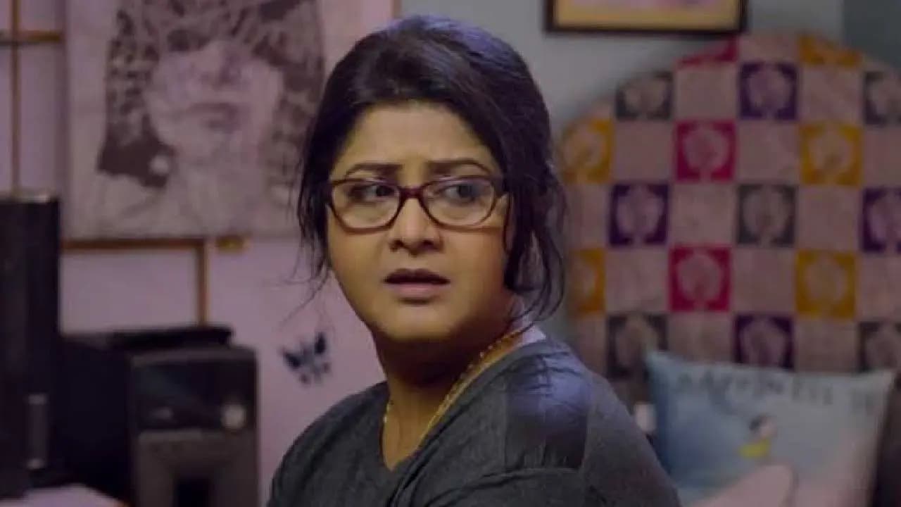 Actress Laboni Sarkar Slams Tollywood Artists After Suvendu Adhikari oath as Bengal CM