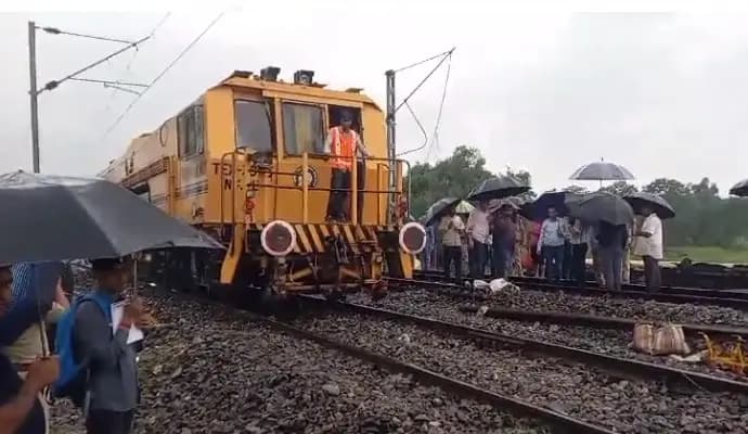 train services normal after kanchanjunga express accident