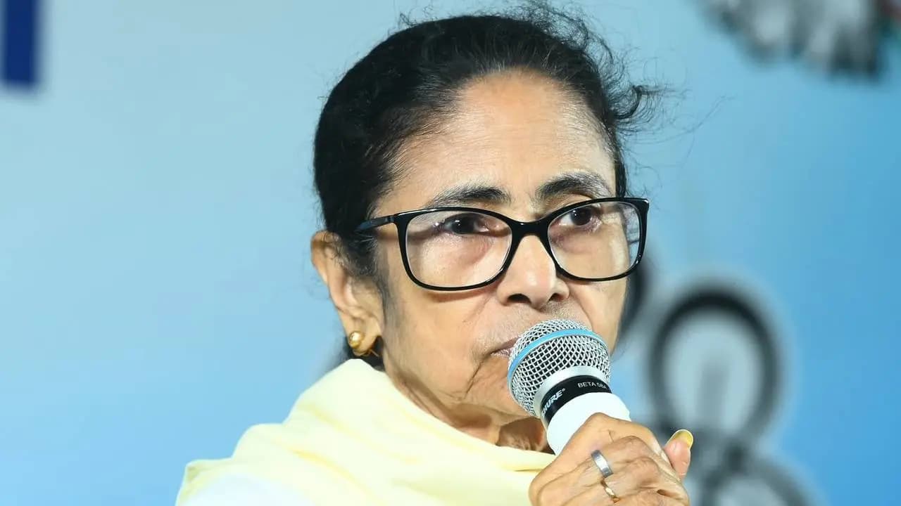Mamata Banerjee Calls Another Key Meeting at Kalighat on Friday