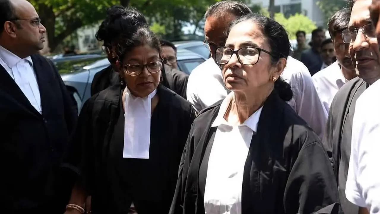 Bar Council of India Seeks Clarification on Mamata Banerjee s Right to Practise Law in Court