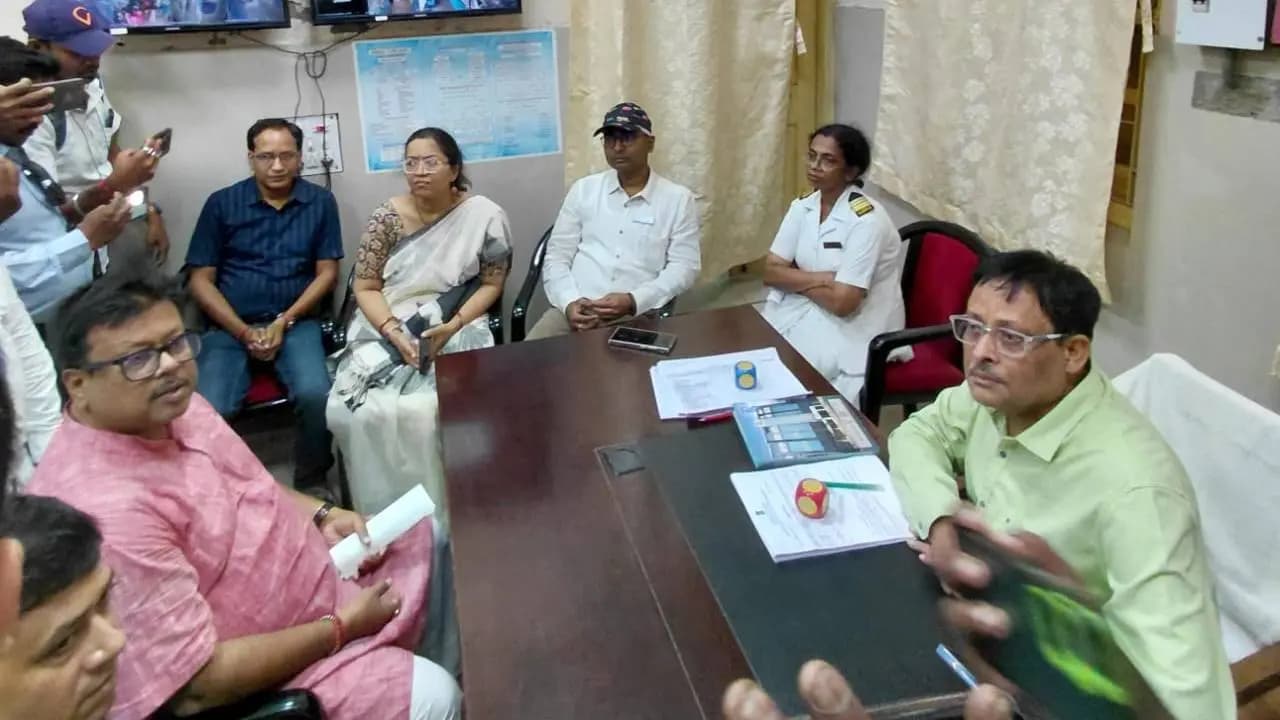 Subir Nags Message During a Visit to Imambara Hospital