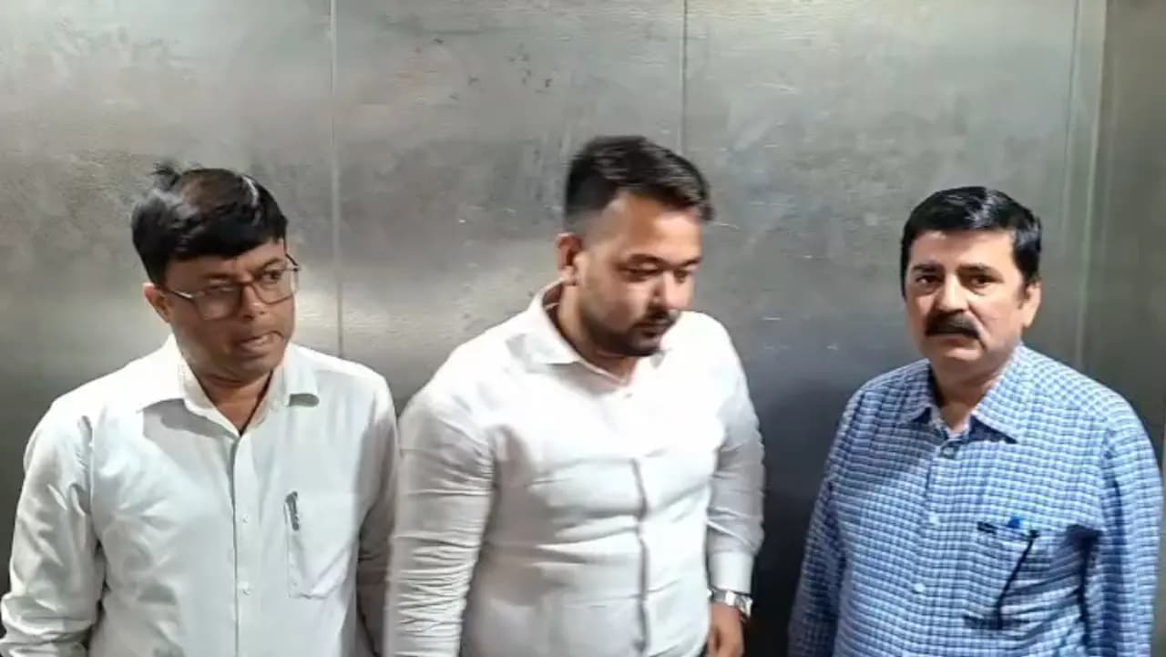 DCP Shantanu Sinha Biswas reached in ED office