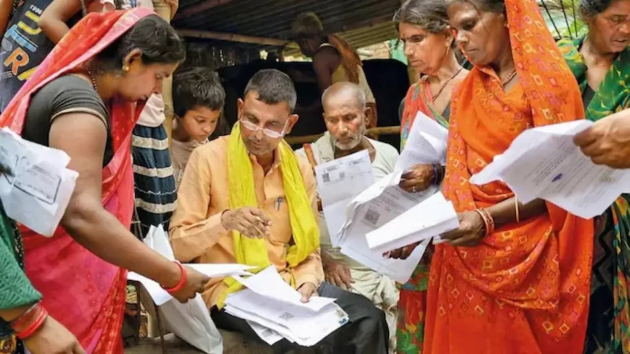 SIR in India: ECI ordered phase III Of Special Intensive Revision in 16 States, 3 UT 