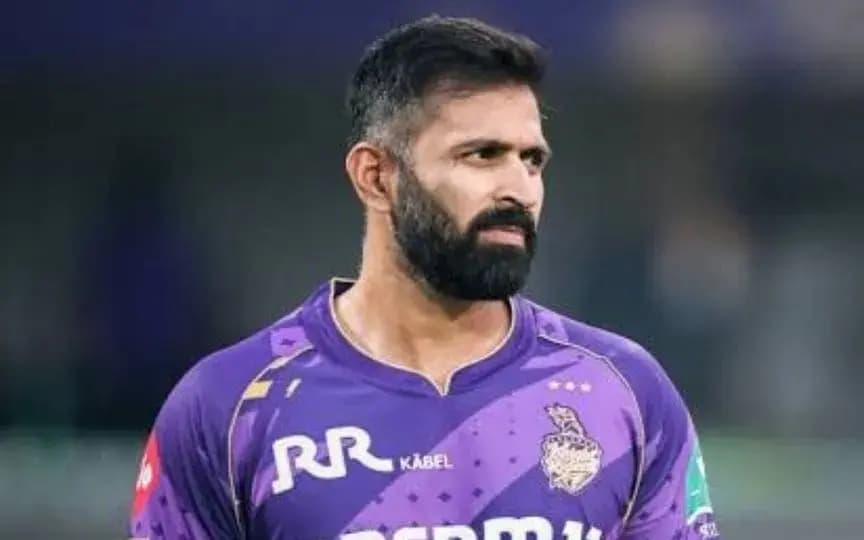 KKR coach gives worrying update on Star bowler after RCB loss