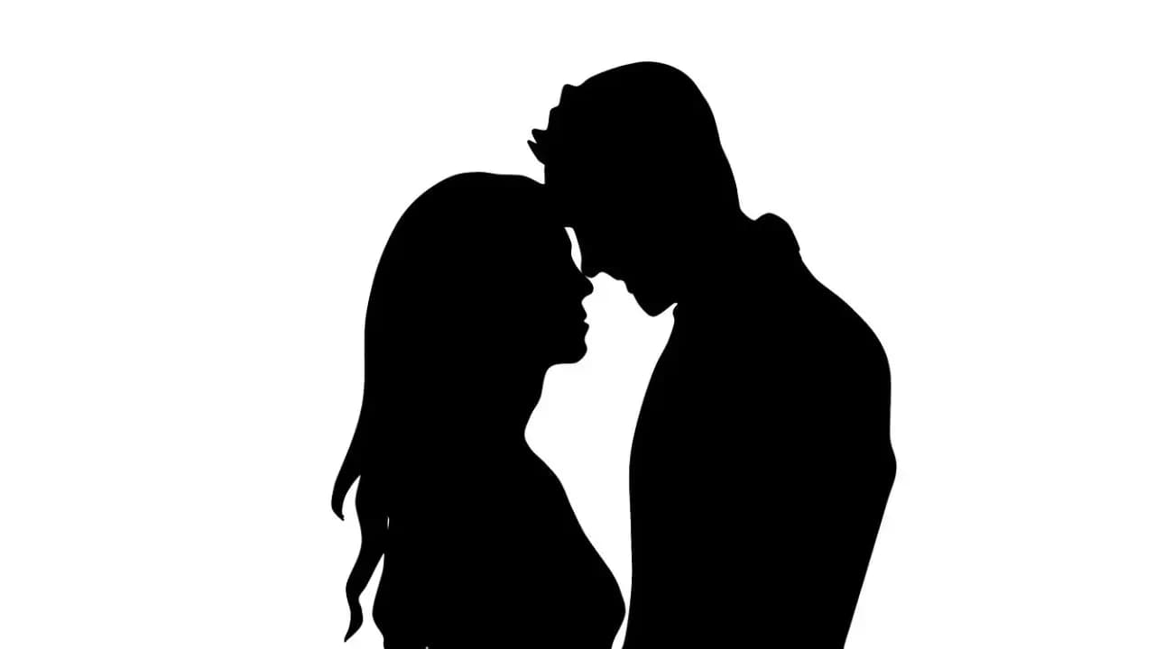 Viral: a lady quits her job to breastfeed her boyfriend here is why