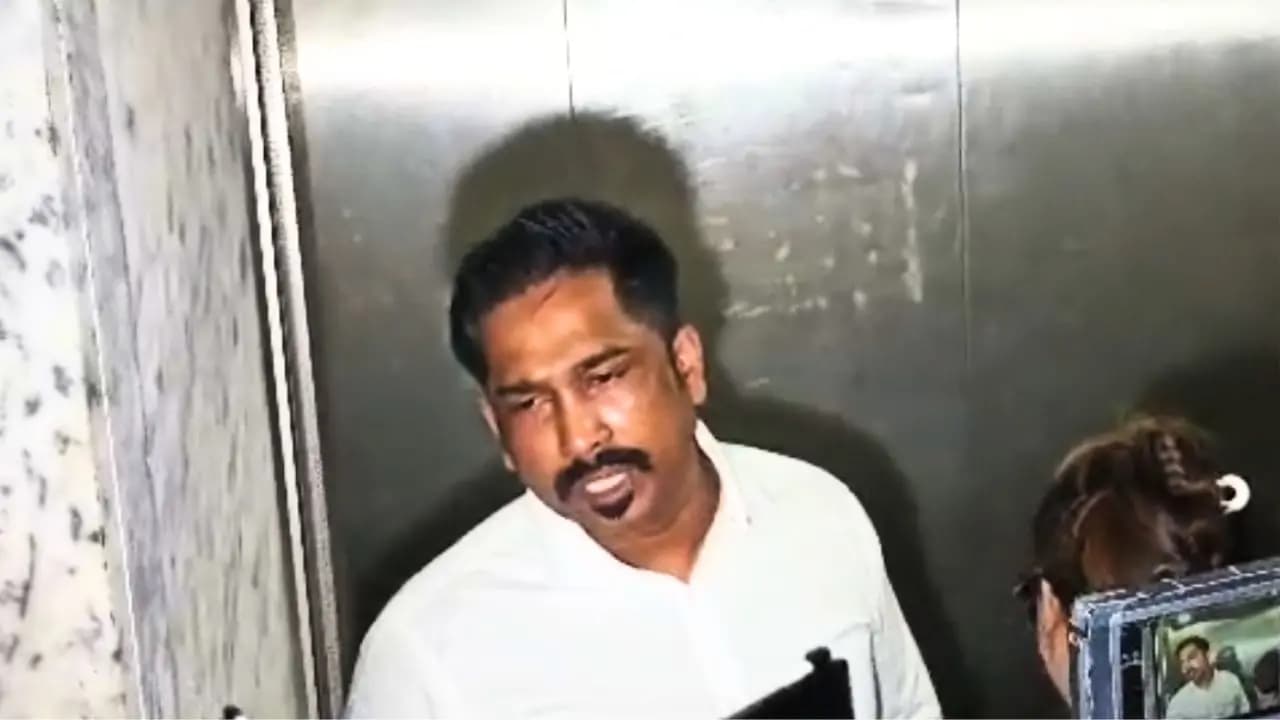 Sona Pappu reached at ED office  on  monday