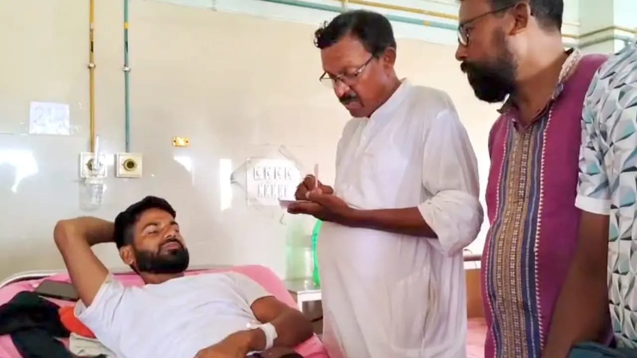 Battlefield surrounds Victory Festival in Diamond Harbour 13 BJP workers injured