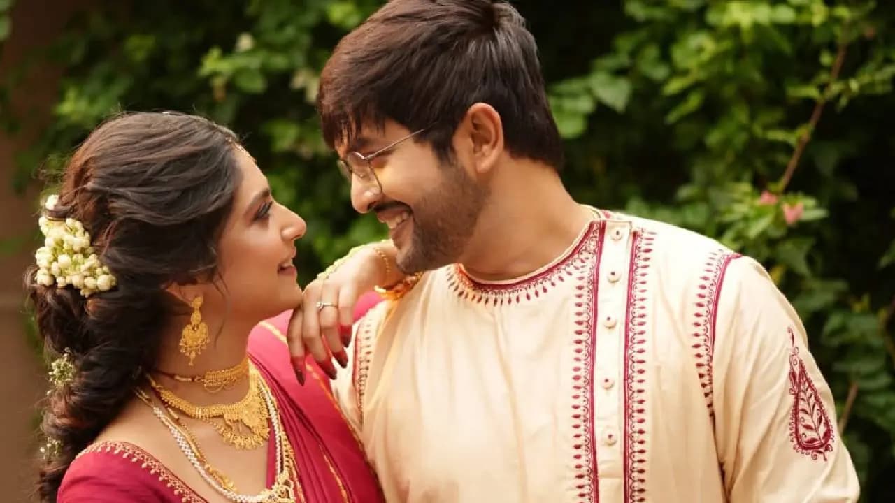 Sourav Chakraborty and Suvosmita Mukherjee Celebrate First Aiburobhat on Lokkhi Jhnapi Set