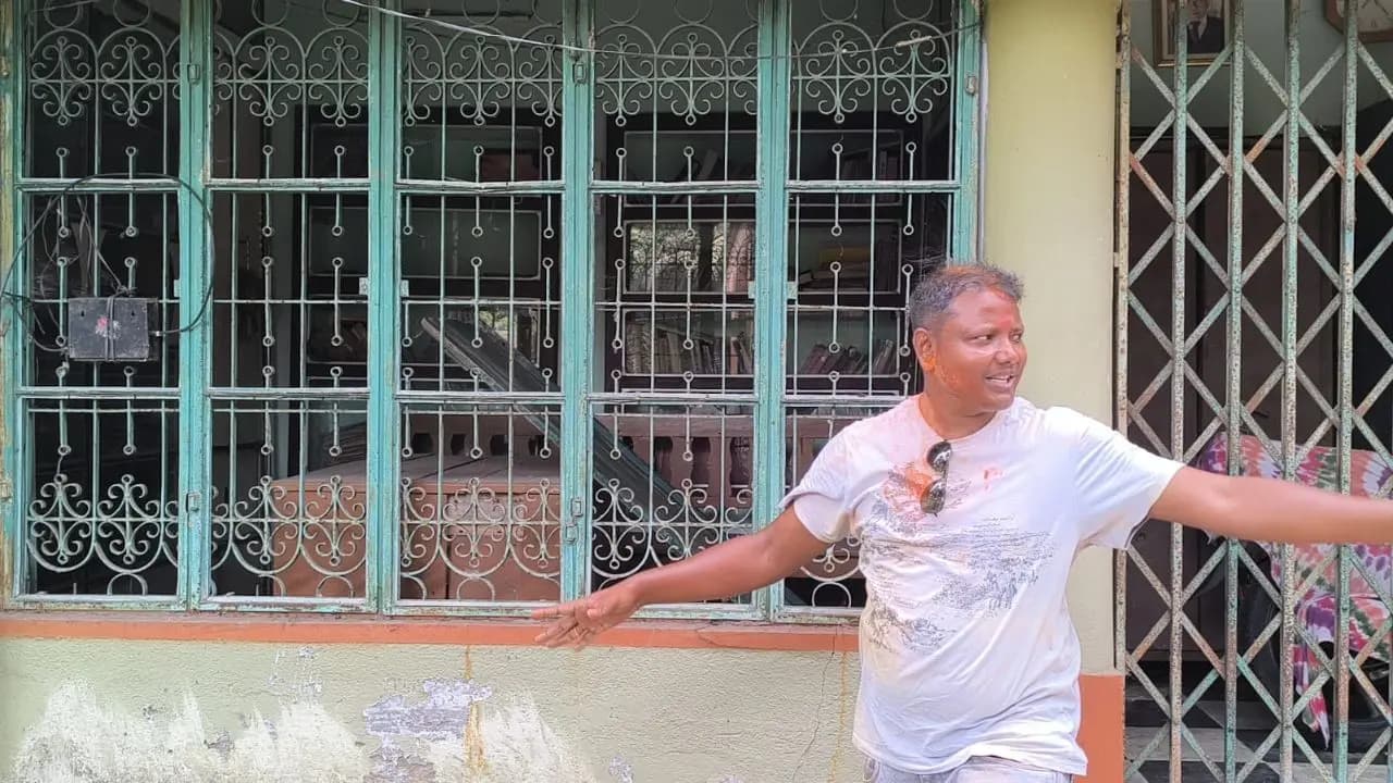 BJP Mandal President finally starts repairing damaged house in Falta after election results start coming out
