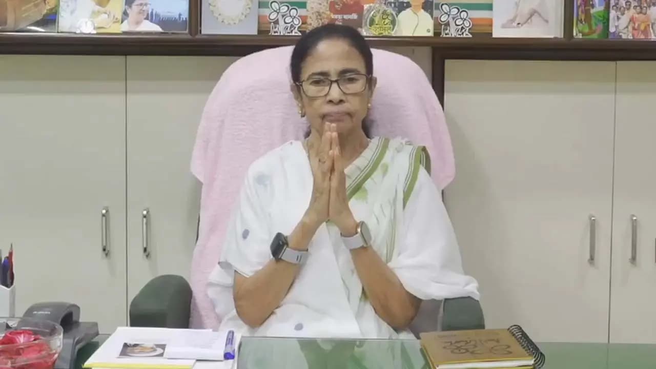 What did Mamata Banerjee say on Facebook Live immediately after the defeat in Falta