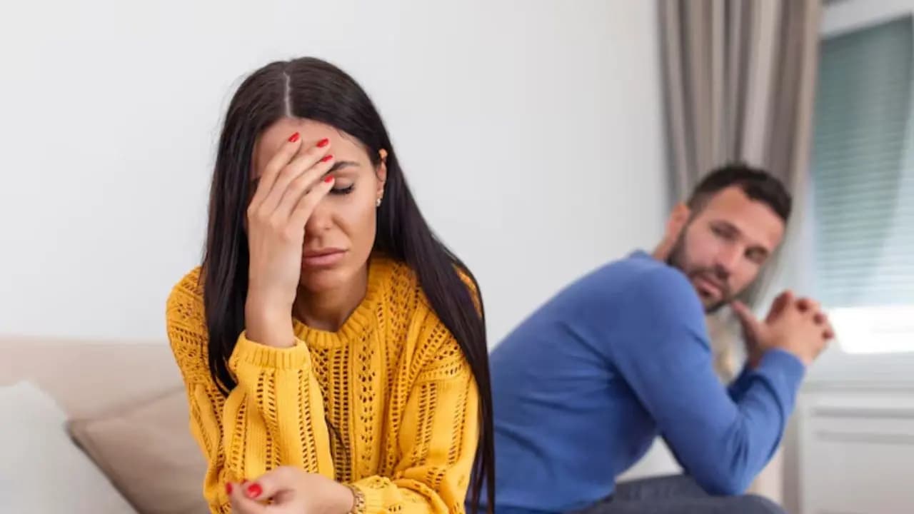 Divorces are increasing because of AI? What does the research say?Di