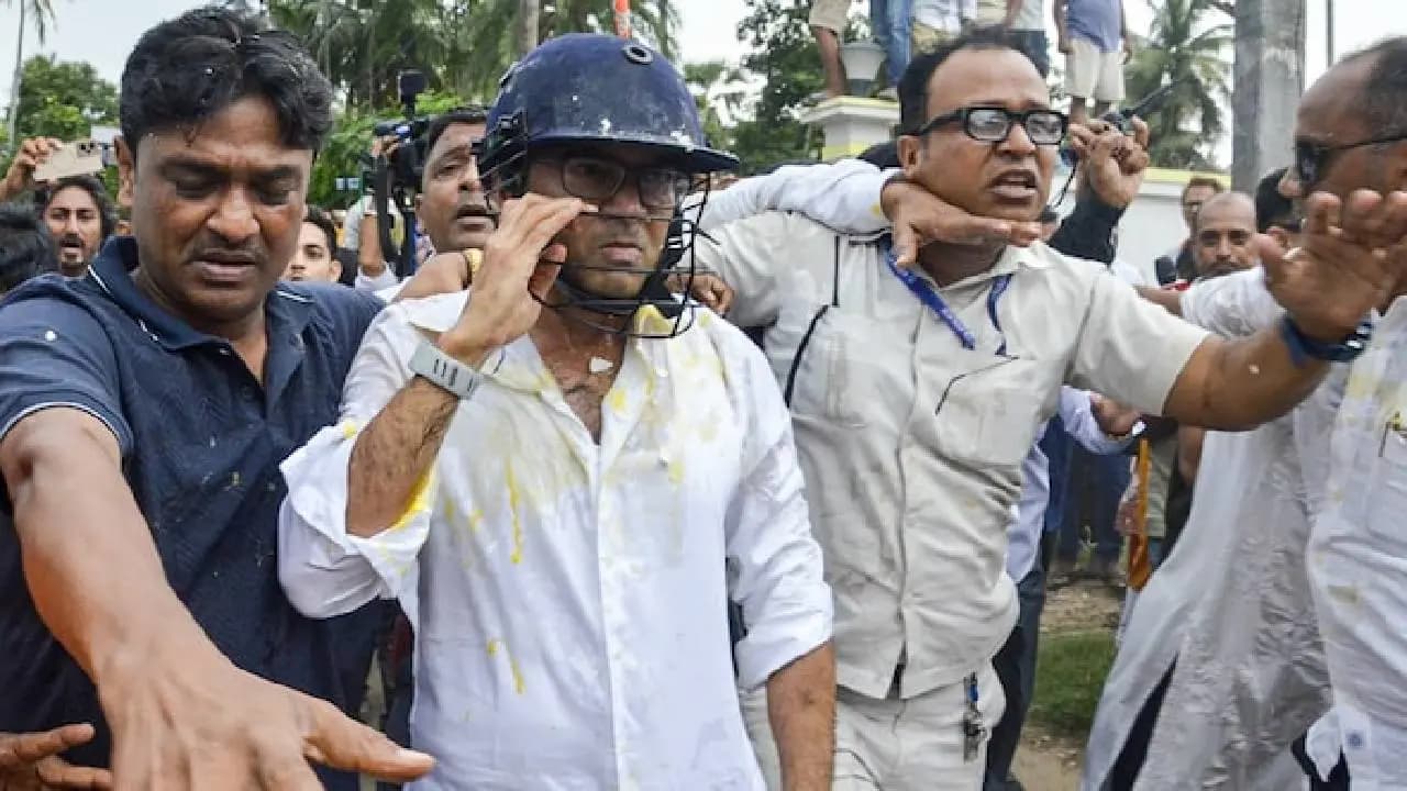 Six Arrested After TMC MP Abhishek Banerjee Was Attacked in Sonarpur 