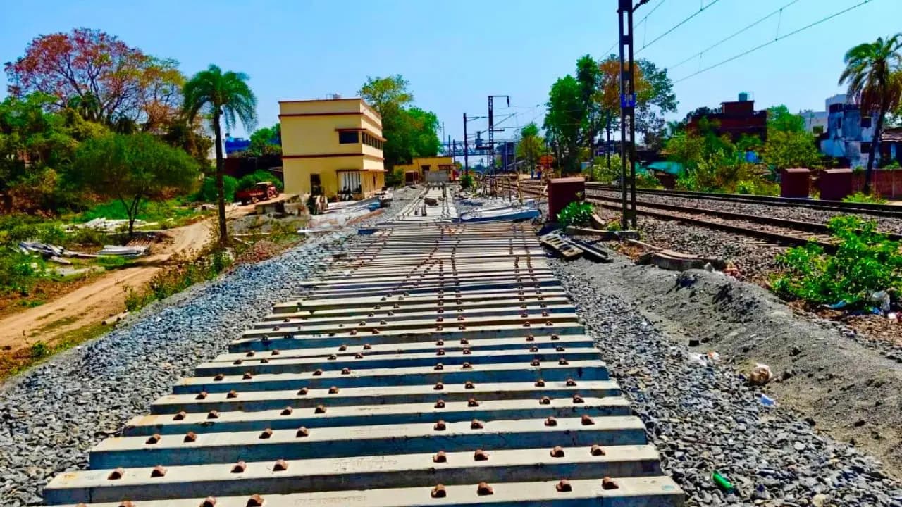 Eastern Railway is set to launch the groundbreaking Jasidih Bypass Project to revolutionize train speeds