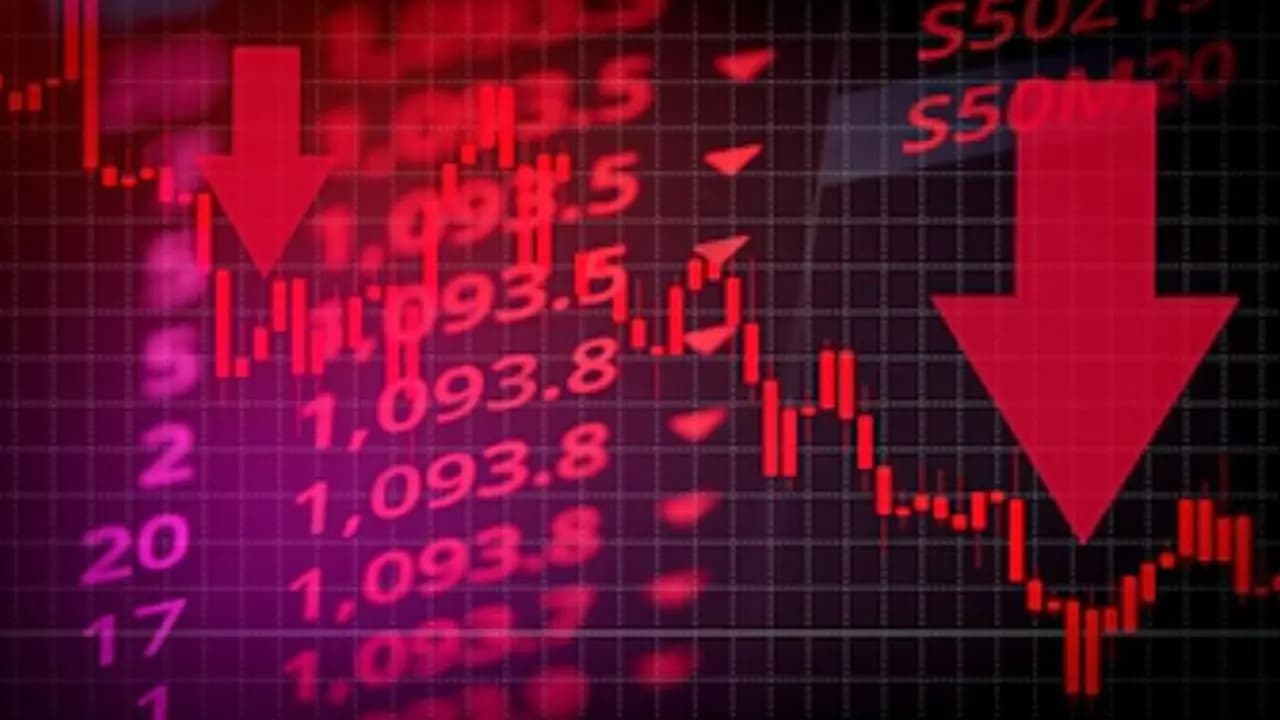 Vedanta share value crashed by four percent