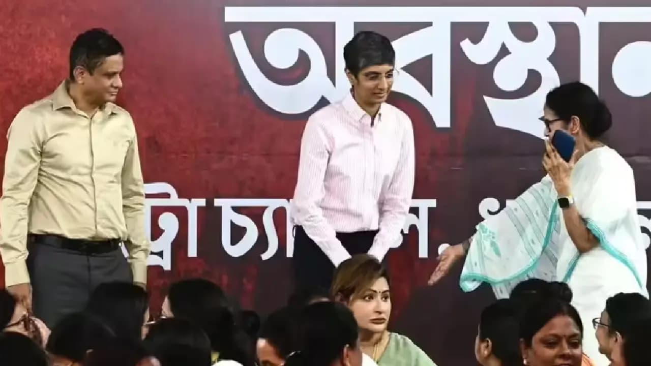 Mamata Banerjee TMC After MLAs TMC Rajyasabha MPs may revolt sources claimed