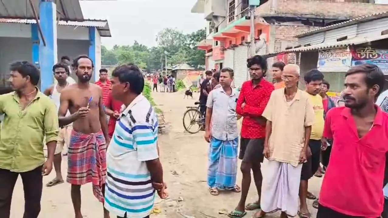 Former Trinamool Panchayat member from Sitalkuchi ends his life after naming the accused on Facebook