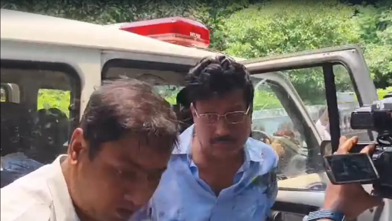 Sabyasachi Dutta Arrest: Minister Sharadwat Mukherjee mocked the TMC leader