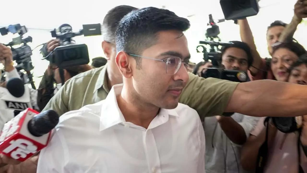 Abhishek Banerjee at the ED office in CGO Complex in connection with the recruitment scam case 