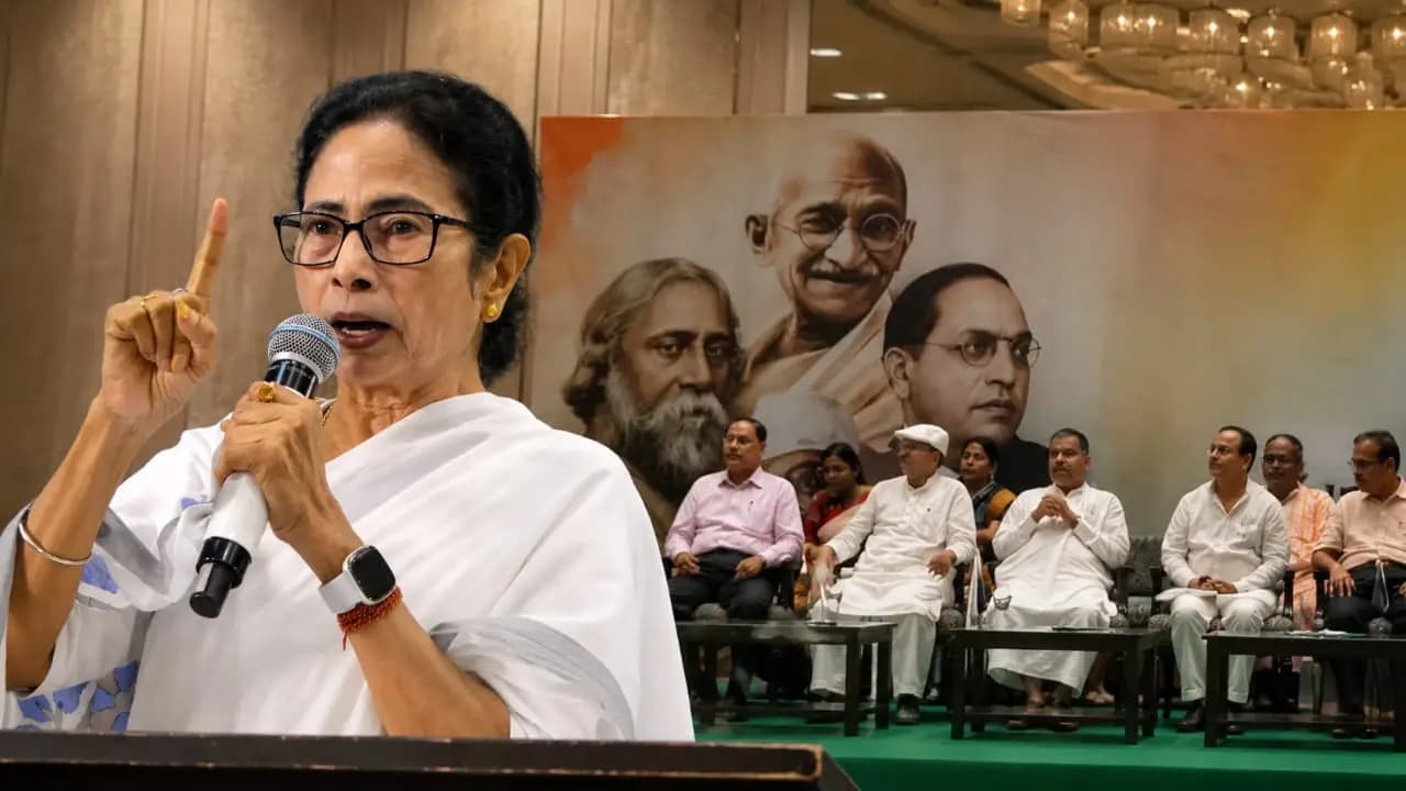 Ritabrata banerjee hold meeting with tmc mlas without mamata banerjee photo in all india trinamool congress poster