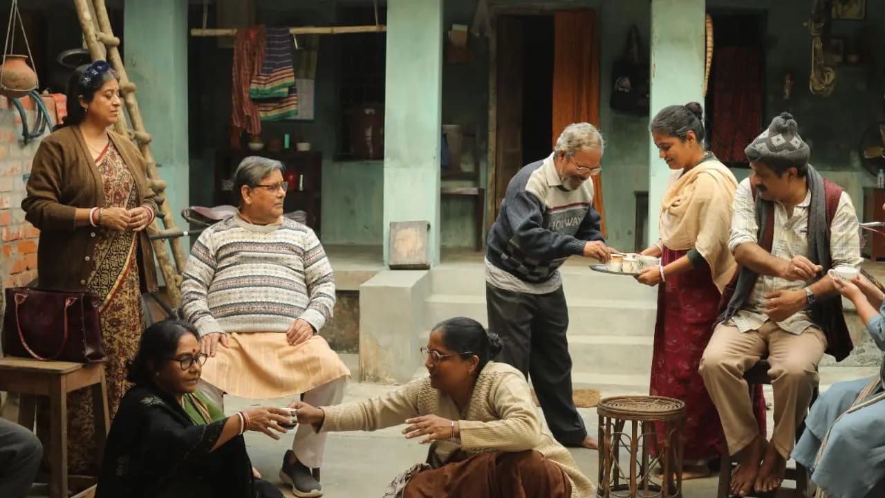 review of Bengali film onekdin por