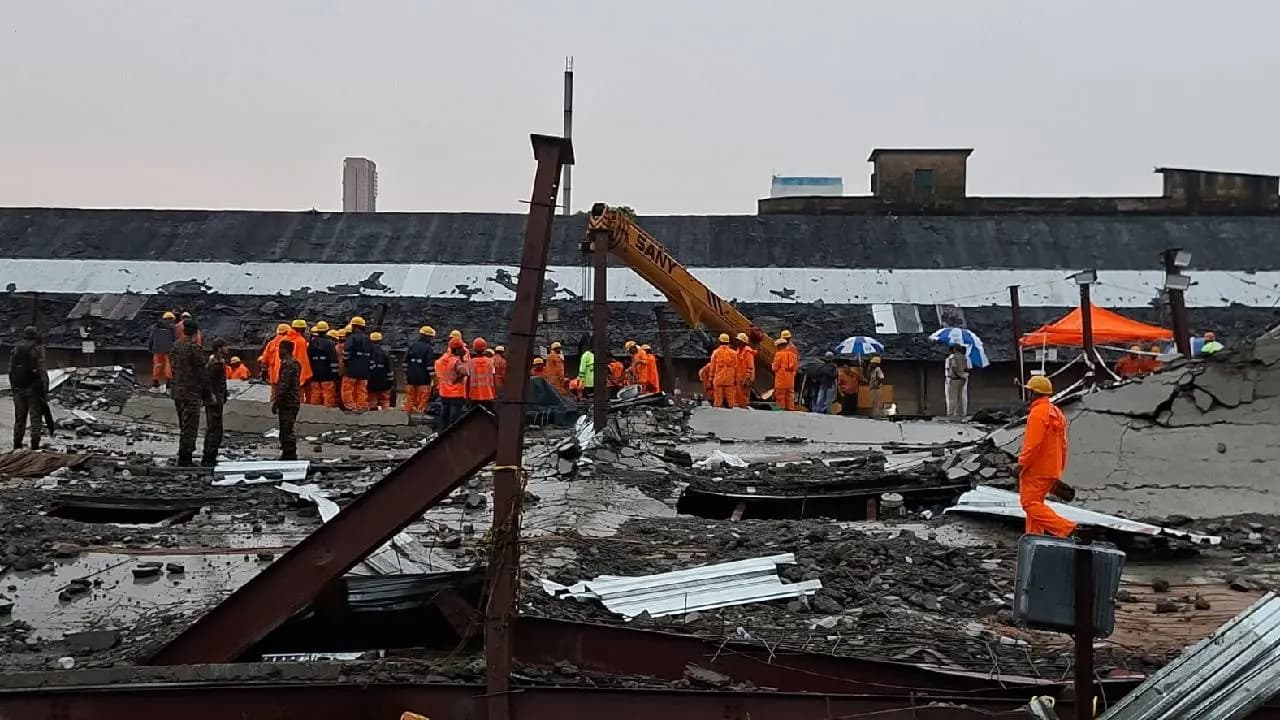 Taratala Mishap Rescue operations at Taratala stalled by rain