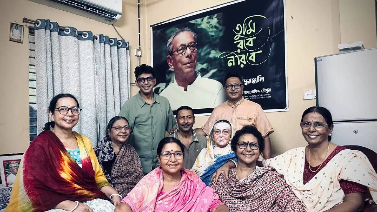 Chanchal Chowdhury Shares Heartwarming Post as Eight Siblings Reunite After Father s Demise