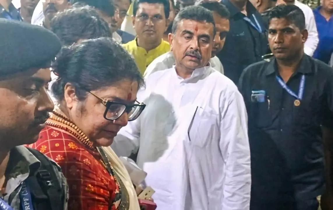 Kolkata Police Homeguards have now directly approached Chief Minister Suvendu Adhikari with a plea to get their jobs back