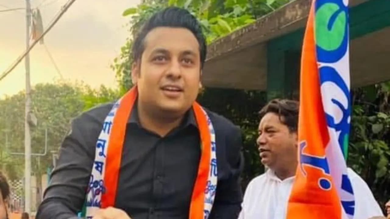 TMC Councillor Arrest: Allegations of extortion of 70 lakh rupees Former Trinamool councilor and close to Firham Hakim Shams Iqbal gets arrested 