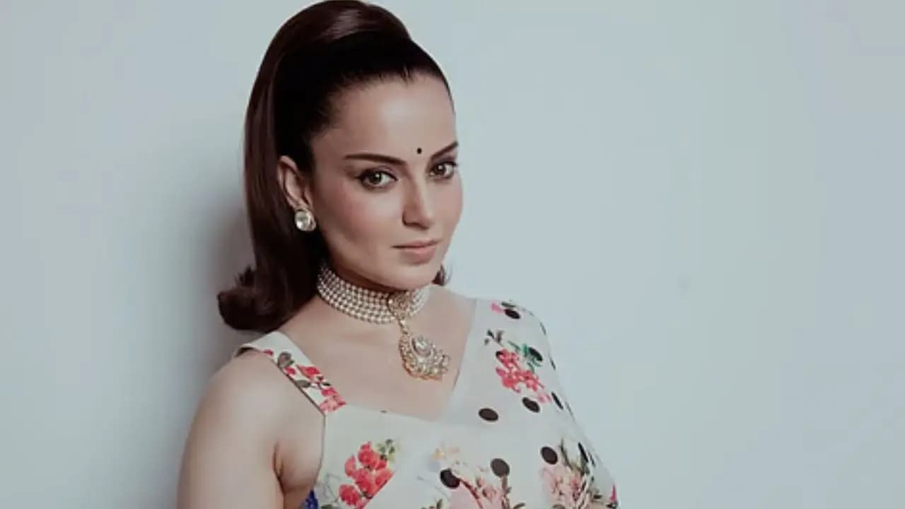 Kangana Ranaut kissing Controversy: actress reacts on revolver rani scene