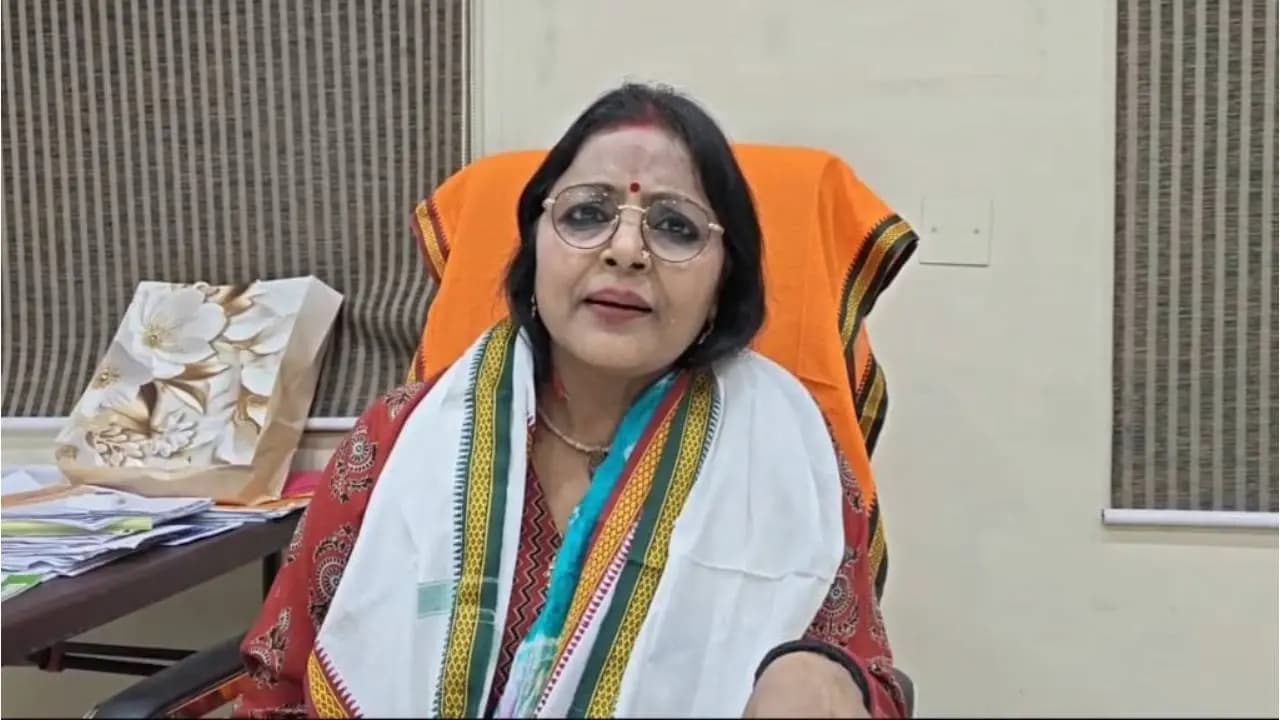 Papiya Adhikari Backs Samik Bhattacharya on Tollywood Confederation Issue