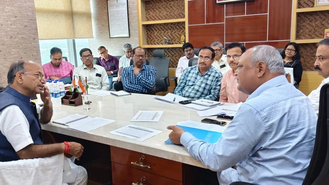 Dr. Ajay Kumar Poddar conducted various projects and programs of the PHE Department during a high-level review meeting held at Nabanna