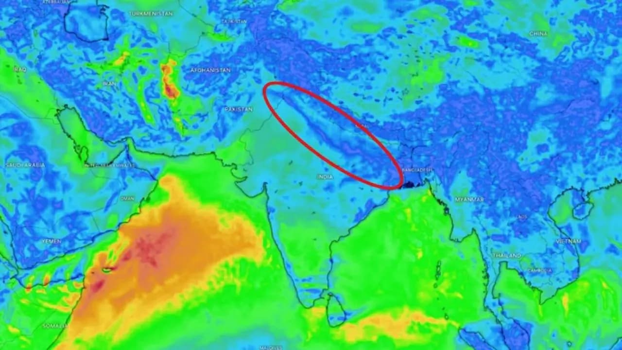 Monsoon Rain Band: Satellite images capture 1500 km long monsoon rain band from Bay of Bengal to Kashmir