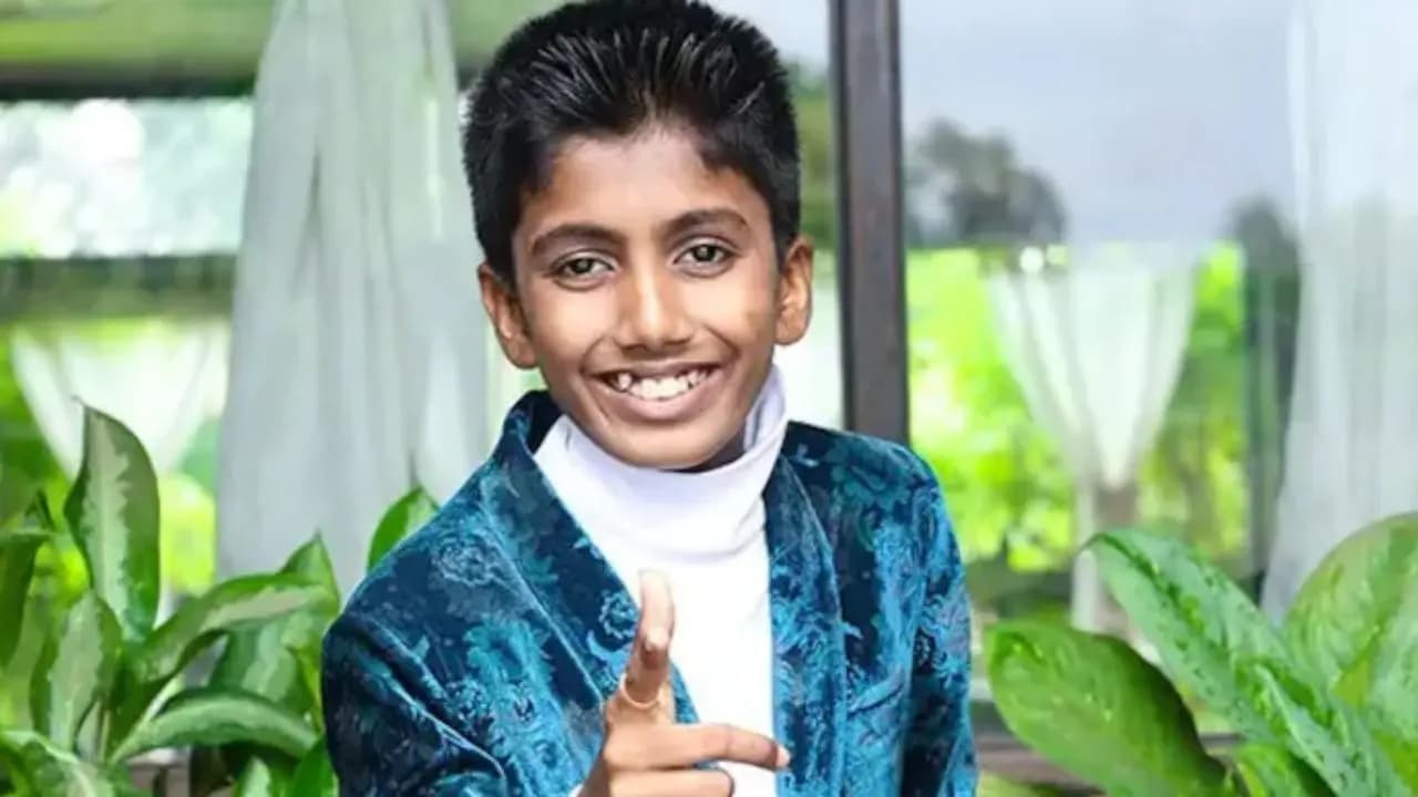 Jainam Jain Success Story: Know the story of 14 years old Jainam Jain who is an AI startup founder with office in Burj Khalifa