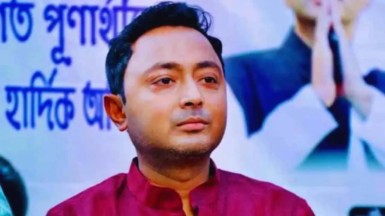 Where was Debraj Chakraborty planning to go via Jharkhand