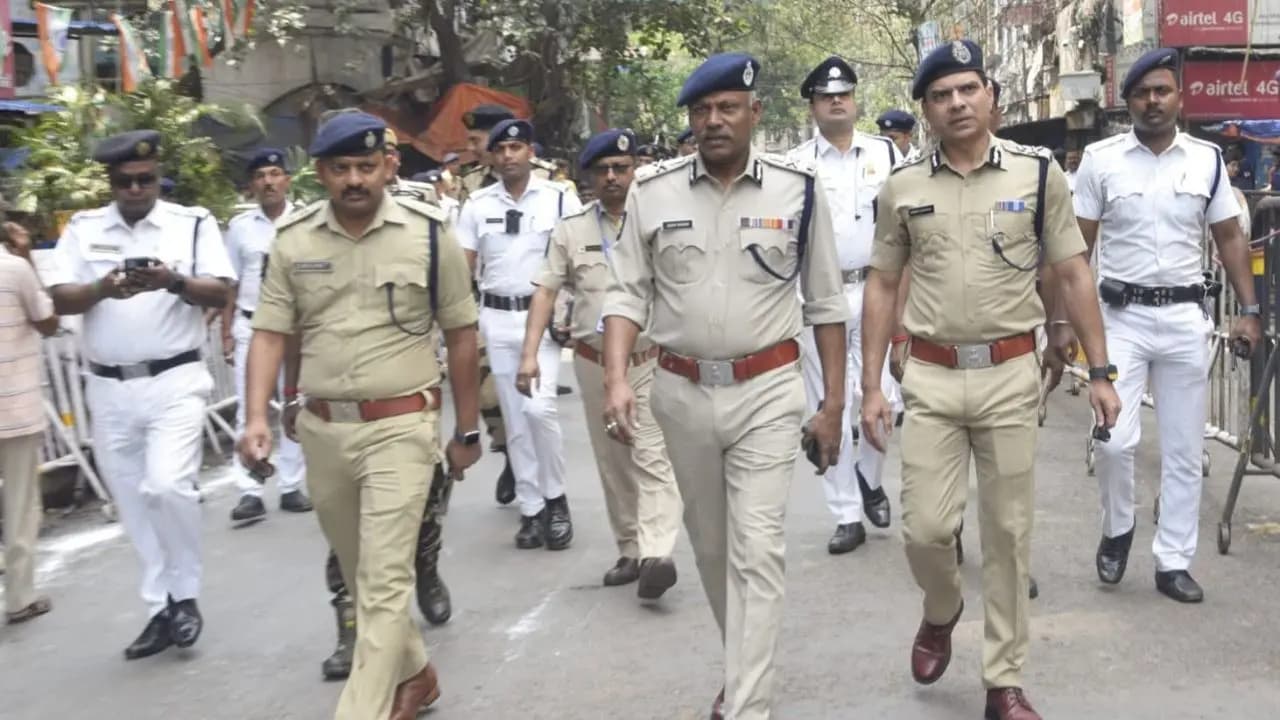 WB Police Transfer and Promotion 2026: Another reshuffle in the WB state police administration transfer and promotion of 15 IPS officers have been announced